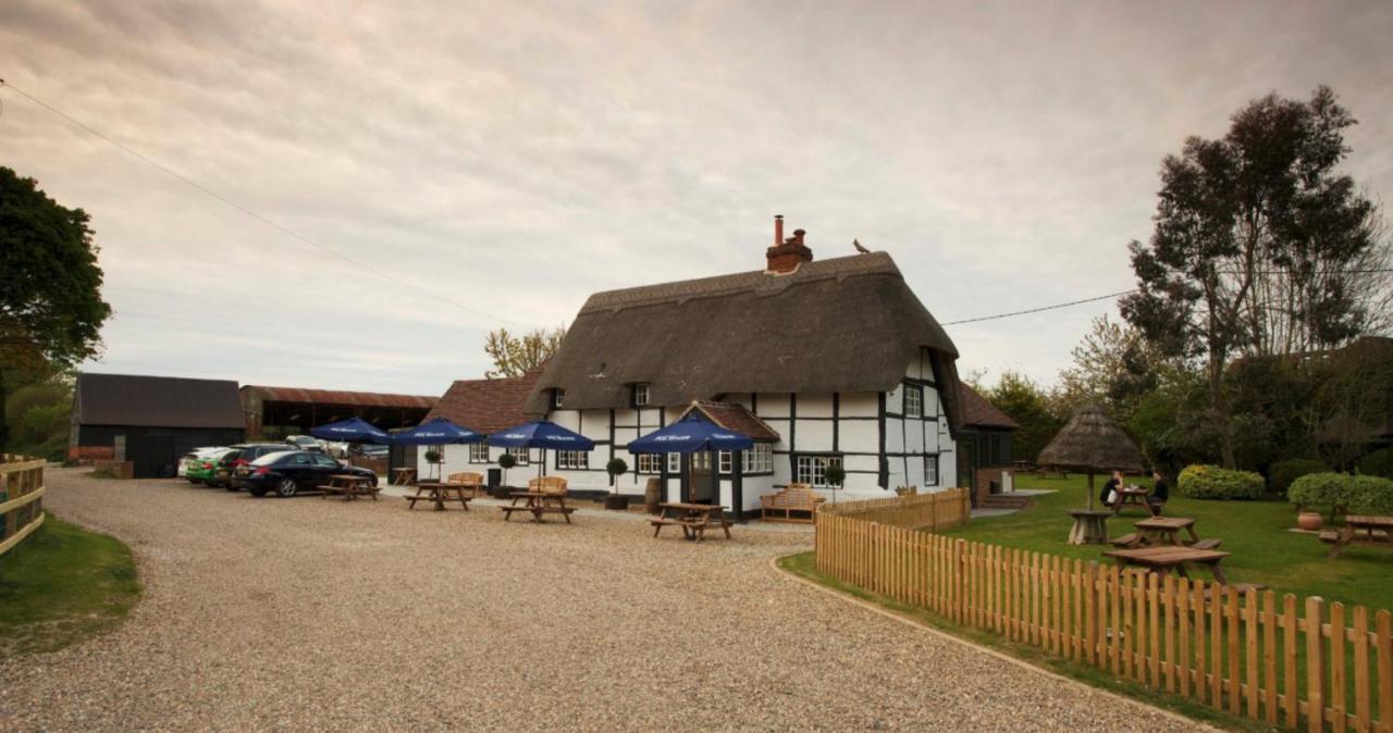 The Bottle & Glass Inn Harpsden 외부 사진